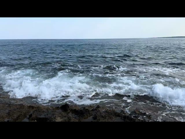 Calm Sea and Whispering Waves | 1:00 Hours of Relaxation