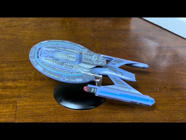 Eaglemoss USS Titan NCC 80102 Lower Decks mid size Riker master replicas model Shaw