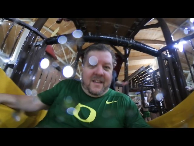 Water Slide - Great Wolf Lodge - Washington - 360eez - 360 Video