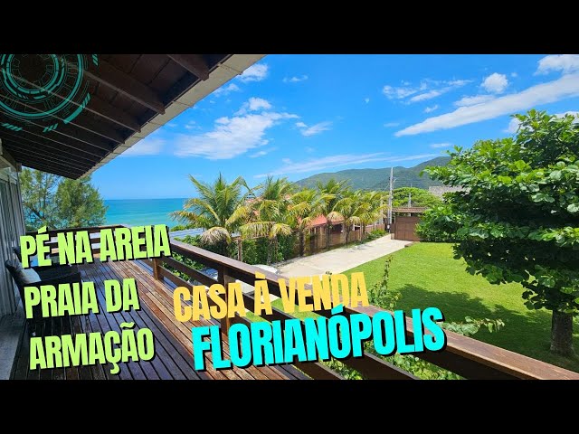 CASA PÉ NA AREIA | R$ 3.750.000 | PRAIA DA ARMAÇÃO EM FLORIANÓPOLIS.