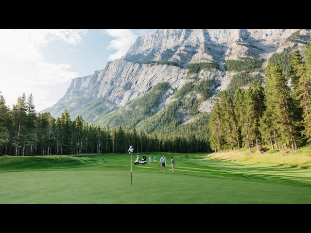 Explore 360° Fairmont Banff Springs Golf Course - This Is Canada