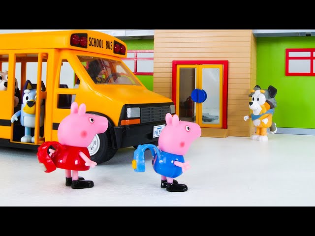 Peppa Pig and Bluey Go to School!