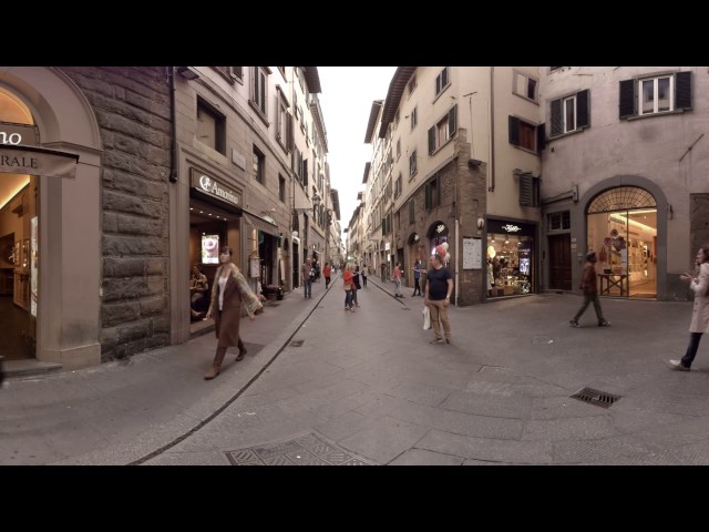 360 video: Via del Corso, Florence, Italy