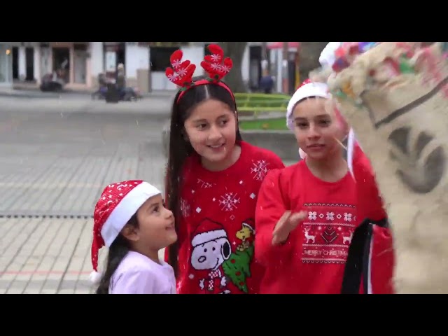 🎄✨Sandoná, un Dulce Regalo de Navidad ✨🎁¡La magia de la Navidad se toma a nuestra Ciudad Región! 🌟