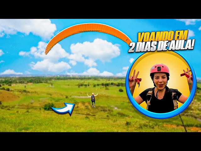 How to learn to paraglide in 2 days? Isabela took off on her second day of school!