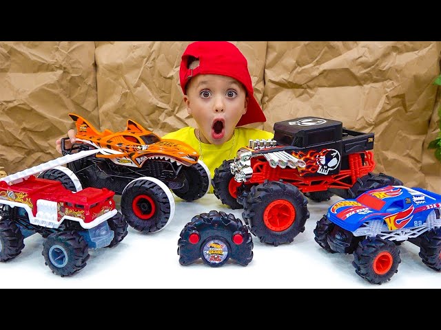 Vlad dan Niki bersenang-senang dengan mainan Hot Wheels Monster Truck RC baru