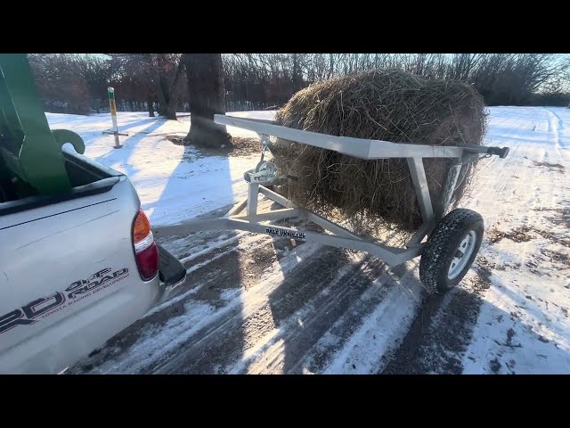 Folks with small herds of livestock, here is a way for feeding just the right amount of hay.