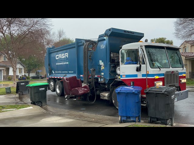 Garbage truck on route! 57339 on Garbage