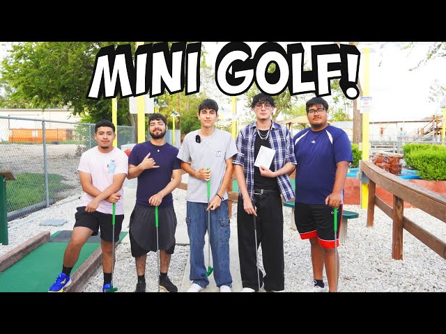 Playing Mini Golf For The First Time + Arcade