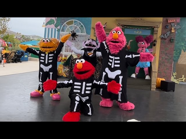 Countdown to Halloween | Sesame Place San Diego 2023