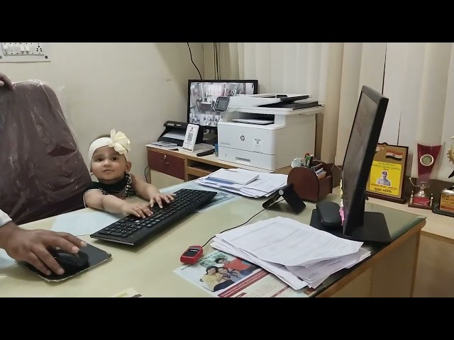 Cute little girl office wark#cutebaby#funny