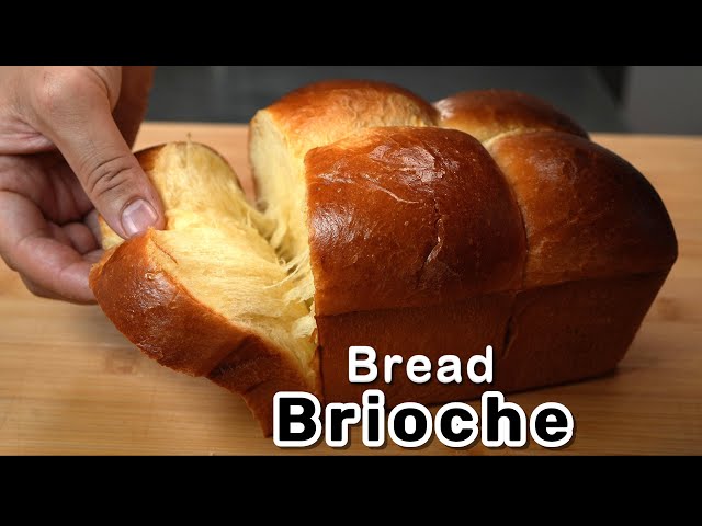 FRENCH BRIOCHE BREAD/ ultra soft, rich, buttery with perfect golden-crusted . @Theapron41