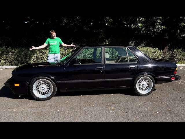 The E28 BMW M5 Is a Sport Sedan Icon