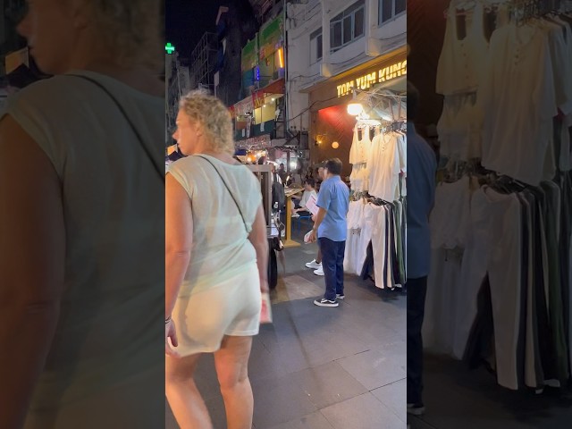 Night life girls dress Khaosan Road #mustwatch #foryou #thailand