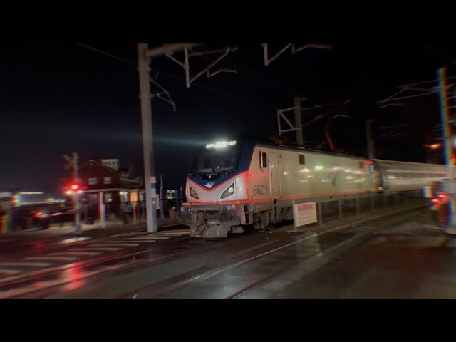 Amtrak Trains in New London!