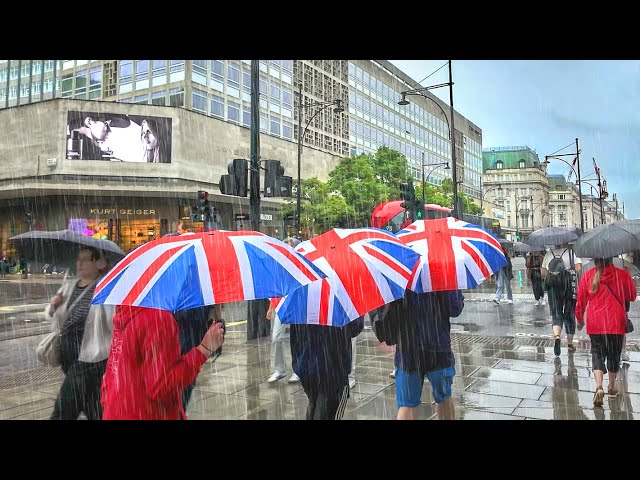 THE RAINY LONDON CITY STREETS ☔️ West End & Mayfair London Walking Tour - 4K HDR 60FPS