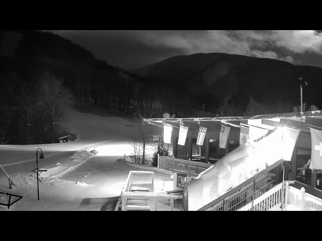 Base Lodge webcam