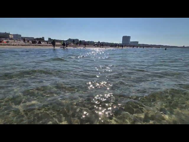 Wie genial ist die Ostsee im September? 🌊 Kristallklares Wasser! Weniger Trubel, mehr Entspannung! 😍