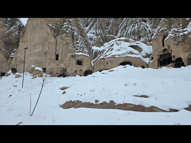 Karlı Bir Gün Antik Kent Kalıntıları