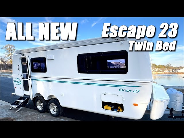 MUST SEE - Escape 23 Twin Bed / EXCITING new TWIN BED Fiberglass Camper