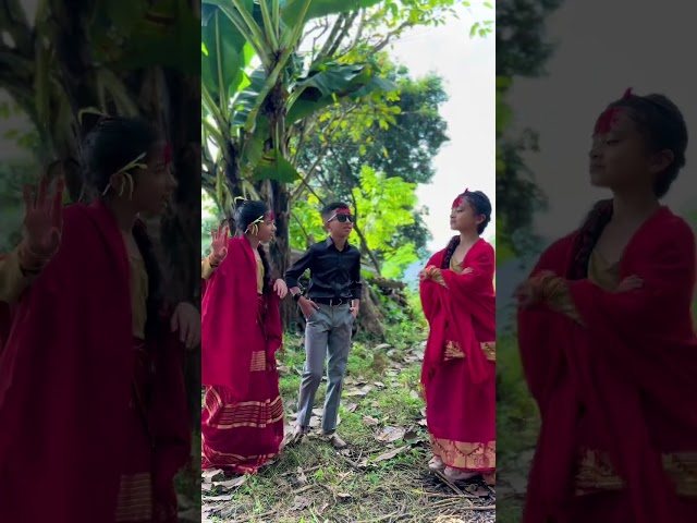 Haat Mulauna Khojlan | Nabola aru sanga | Sunita Dulal and Khem Century new lok dohori song