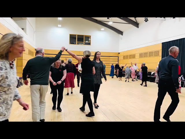 Welcome to the Dance - Scottish Country Dancing