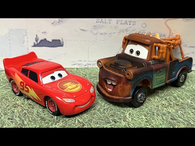 Mattel Disney Cars on the Road 2023 Road Trip Lightning McQueen & Road Trip Mater Die-casts