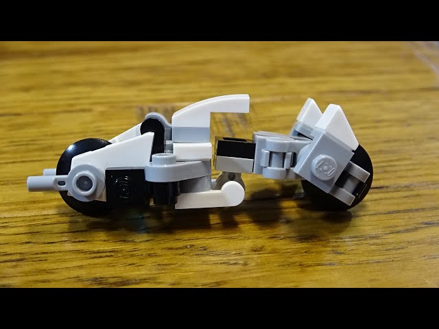 Building a Mini Lego Motorbike to Robot Transformer in 4K