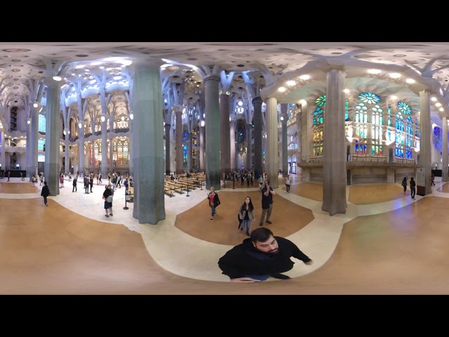 La Sagrada Familia in 360