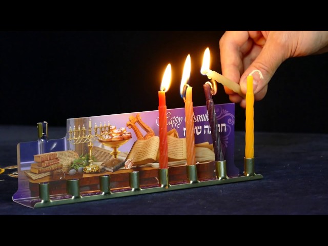 How To Light the Chanukah Candles