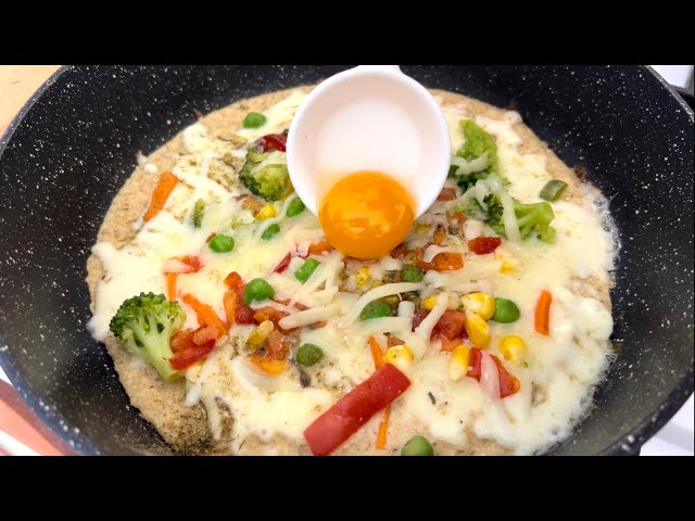 I make this breakfast when I have no time. Just Oatmeal, eggs and vegetables. Tasty and Cheap.