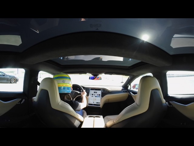 DRAG RACE - 360 Video Tesla S P85D vs Nissan GTR