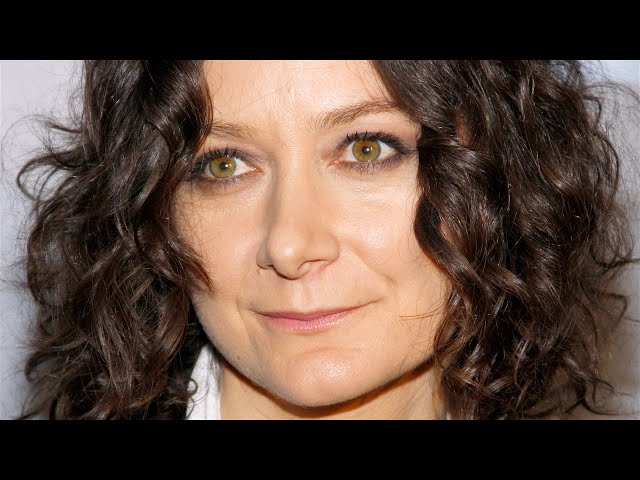 Die tragische wahre Lebensgeschichte von Sara Gilbert