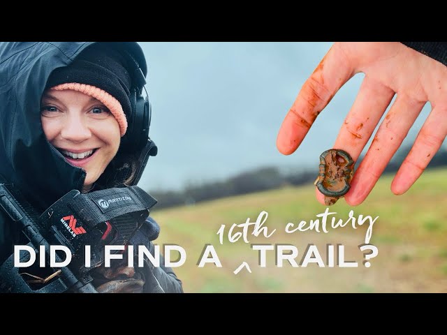 🔎 FINDING CLUES… /// METAL DETECTING a 16th century farm 🐄