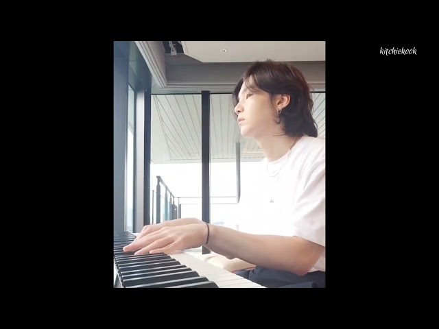 BTS SUGA Playing the Piano at the Hotel | Instagram 220929