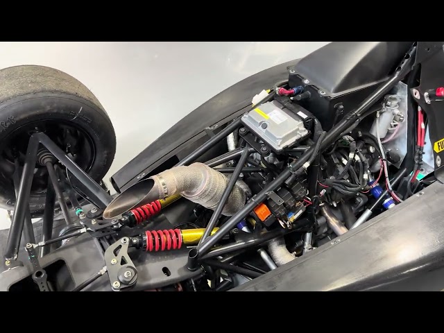 Griiip G1 0017 Formula 1000 Racing Car RSV4 Engine Running