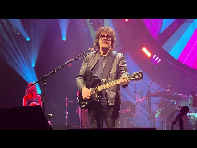 Jeff Lynne ELO “Last Train to London” 2024 LIVE front row St. Louis, MO 9/6/2024