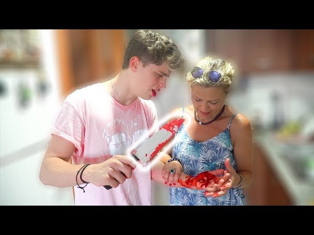 BLOOD PRANK ON MY MOM...