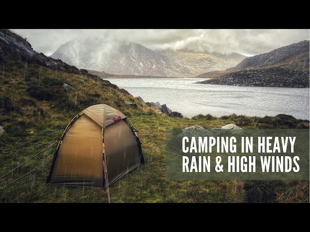 Mountain Camping in Heavy Rain and Strong Winds in Snowdonia with the Hilleberg Soulo