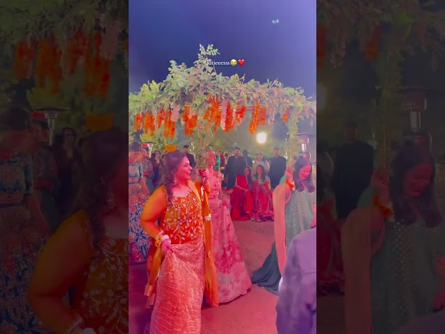 Parizaad Ahmed Ali Akbar wife grand entry in wedding #parizaddrama #ahmedaliakbar