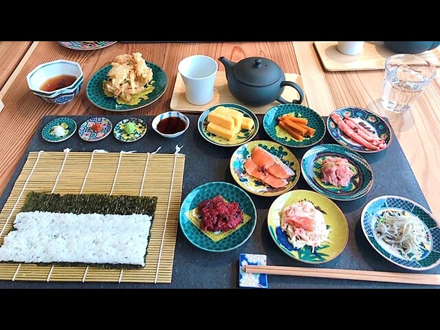 Making Your Own Sushi + Self Tea Ceremony in Kanazawa Japan | Travel Guide