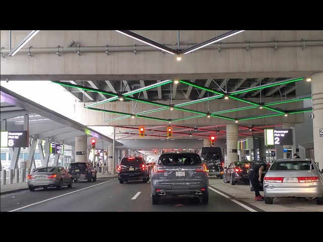 NEWARK Airport Tour (EWR) Busiest airport in NJ 🛫  December 27-2023