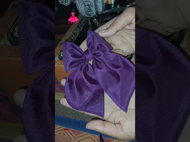 Making bow #scrunchies #bowscrunchies #sewingtricks #shortsfeed #shortvideo #shorts #youtubeshorts