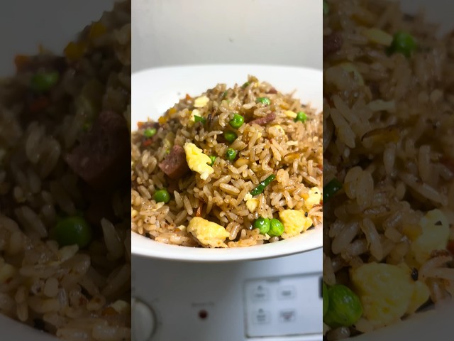 Les restes de riz : Riz Sauté en 5mn || 5:00 fried rice recipe #food #short #rice #riz #foodPrep