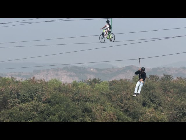 Never knew that zip line can be so exciting … wooh … #viralvideo