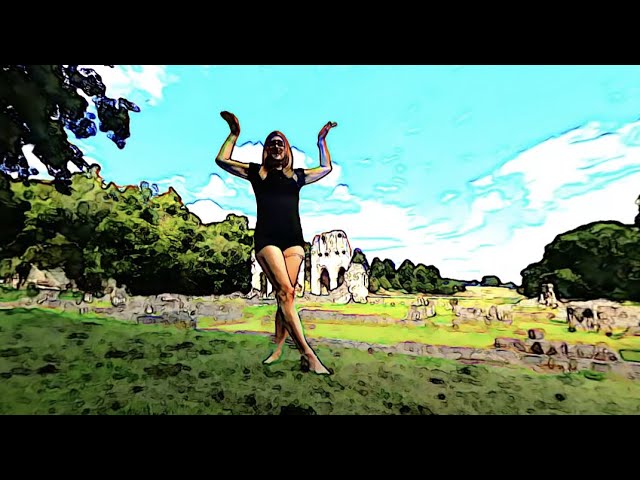 360 SKETCH - Doing Silly Poses at Roche Abbey 16-08-23