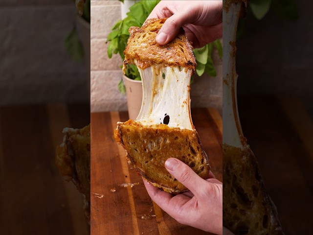 PERFECT 10/10 Grilled Cheese Recipe