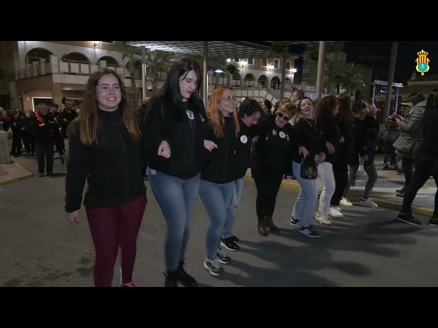 DESFILE INFORMAL DE TODAS LAS COMPARSAS MEDIO AÑO FESTERO