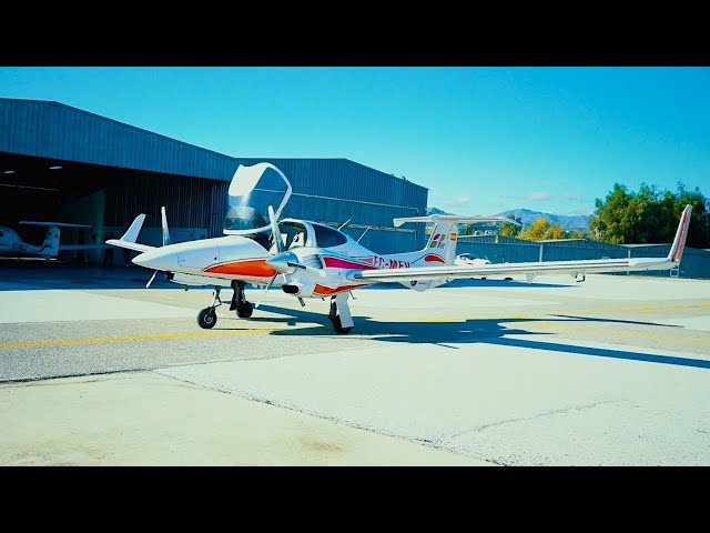 Descubre la mayor flota de aviones Diamond, Cirrus & Tecnam en España | One Air