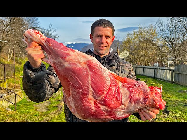 Roasting a huge 12kg beef thigh in a tandoor! 3 hours of roasting! Life in the Carpathians! Ukraine!